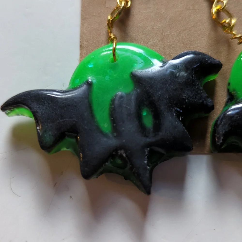 NWOT custom made epoxy bat earrings & pin set - Picture 2 of 6